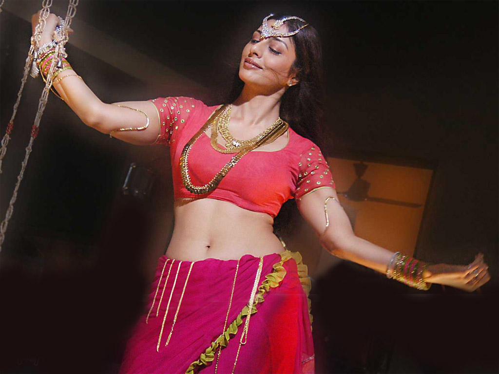 tabu nude and sexy heart tattoo on ass